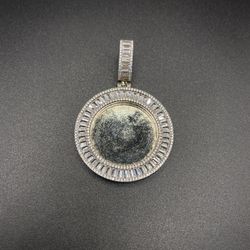 Memory Pendant Brass