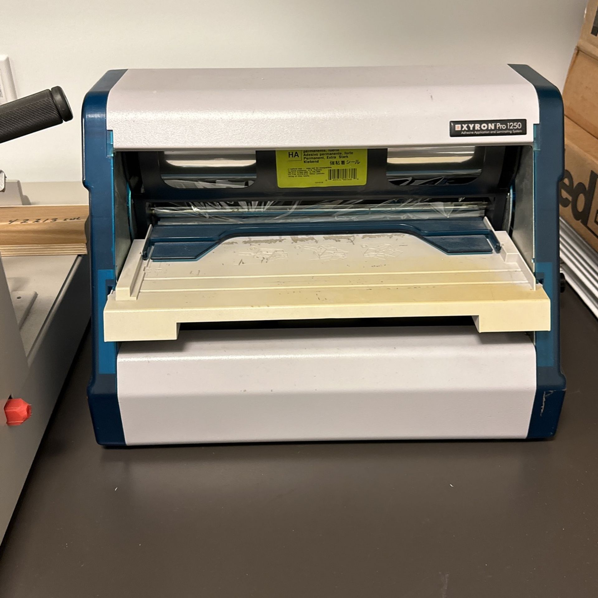 Xyron Pro 1250 with refill