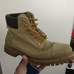 Boots  Sz 11