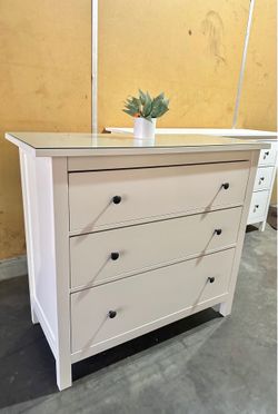 IKEA Hemnes 3 drawer dresser