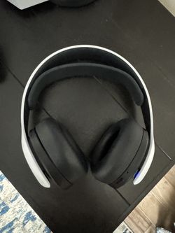 LIKE NEW - PULSE Wireless 3D Headset for PS5, PS4, PC