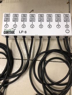 Flip Box 8 lights In 16 Out