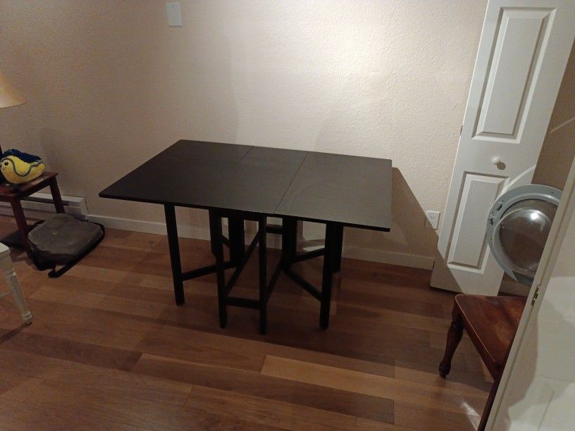Table With Folding Sides
