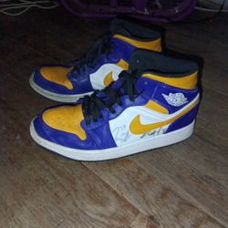 Jordan 1's Lacker Color Way