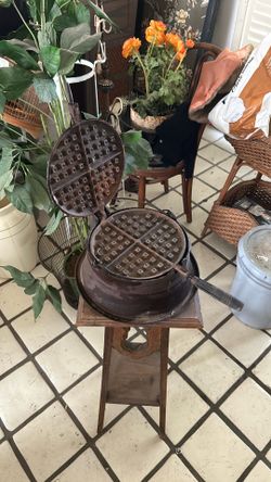 Cast Iron Waffle maker 