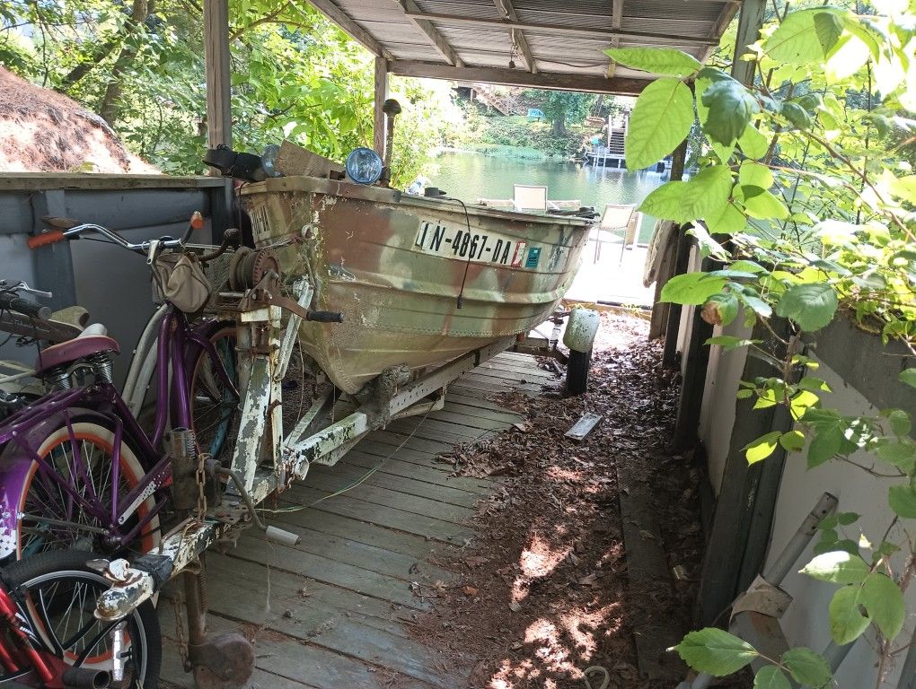 Fishing Boat & Trailer