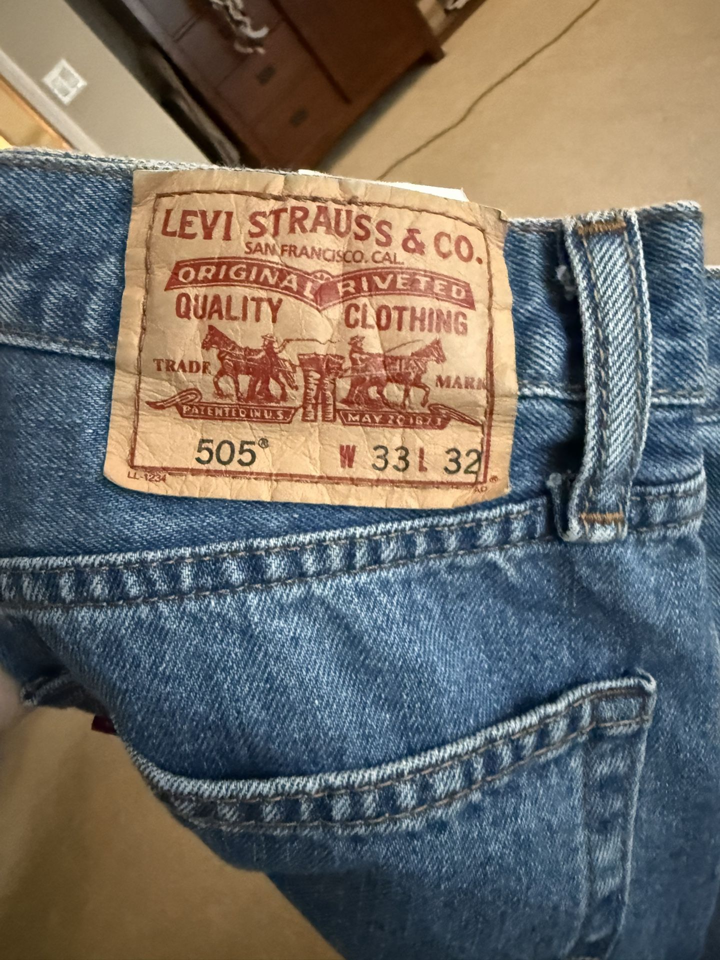 Levi 505 Straight Fit 33x32
