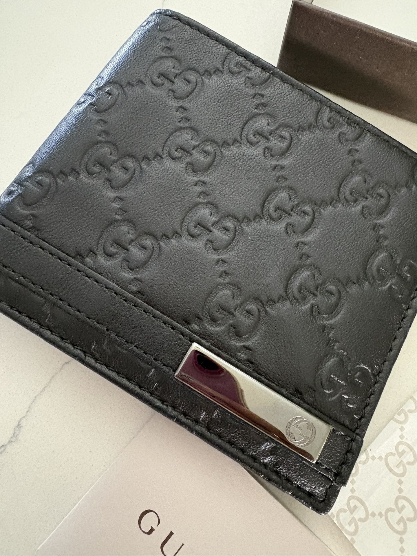 Gucci Men’s Bifold Leather Wallet