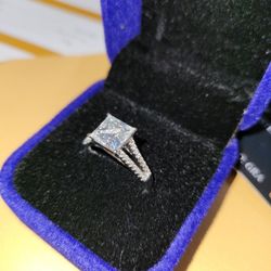 NEW Ladies Engagement Ring 2ct Moissanite Princess Cut Ring Rhodium Finish GRA CERTIFIED Size 7.5

