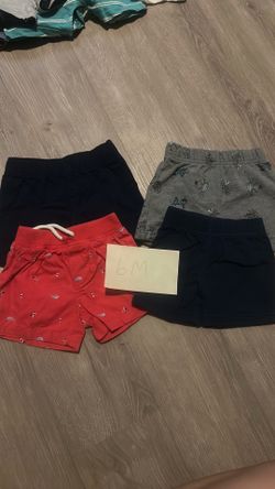 Baby boy clothes 6M ( MAKE A OFFER)
