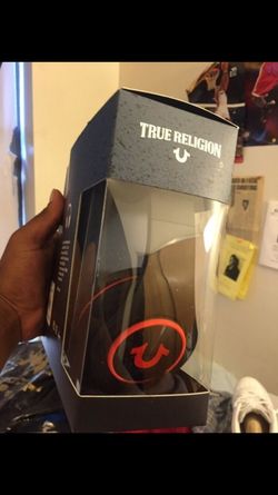 True religion wired headphones