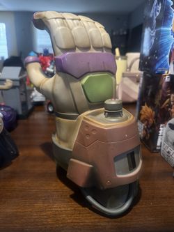 Toy ( BuzzLightyear) Drink Holder 