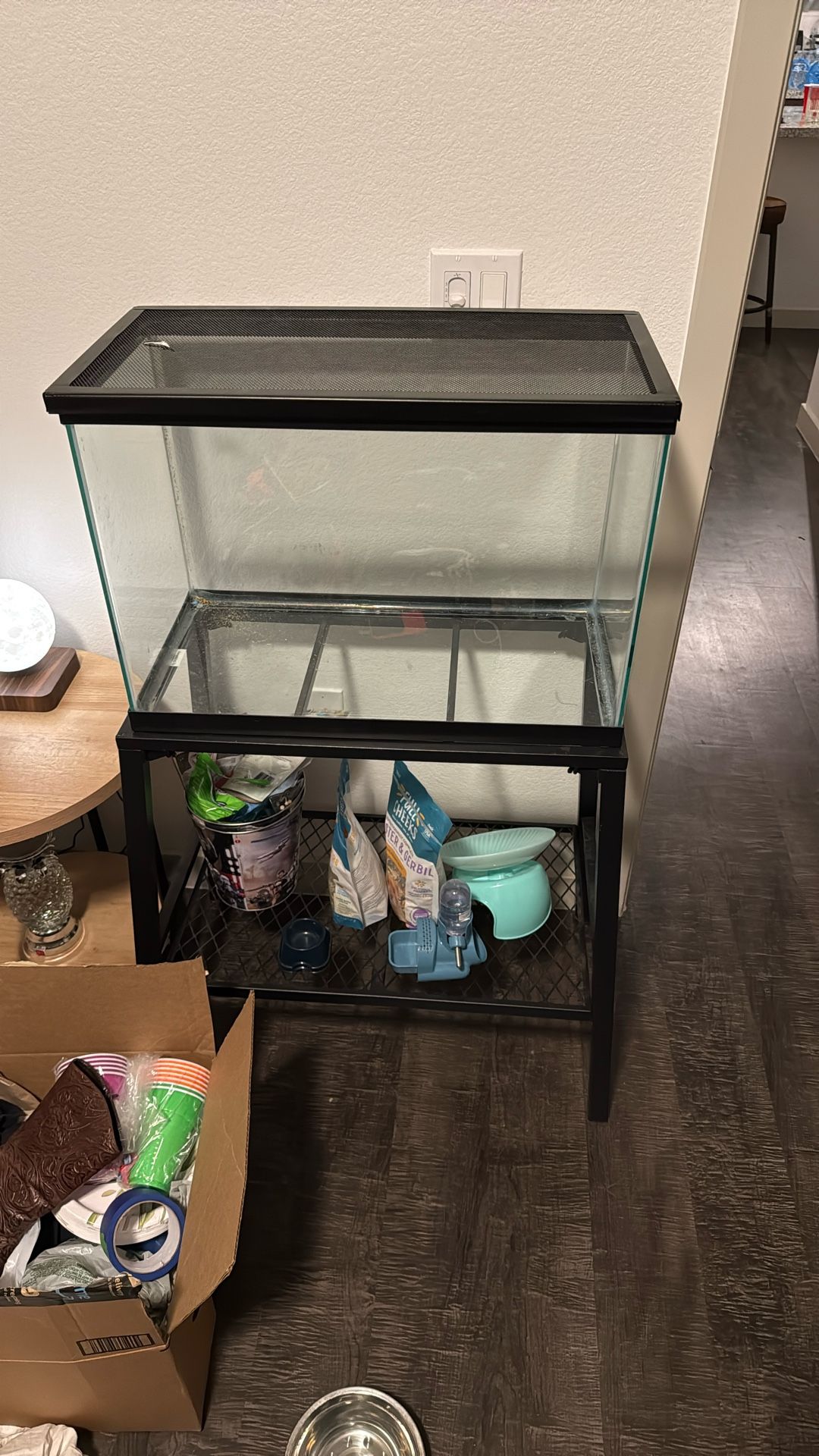 20 Gallon Hamster Cage With Stand And Food