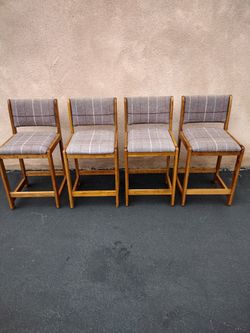 Set Of 4 Solid Wood Bar Stools