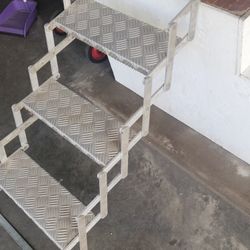 Aluminum RV steps