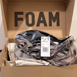 YEEZY FOAM RNR