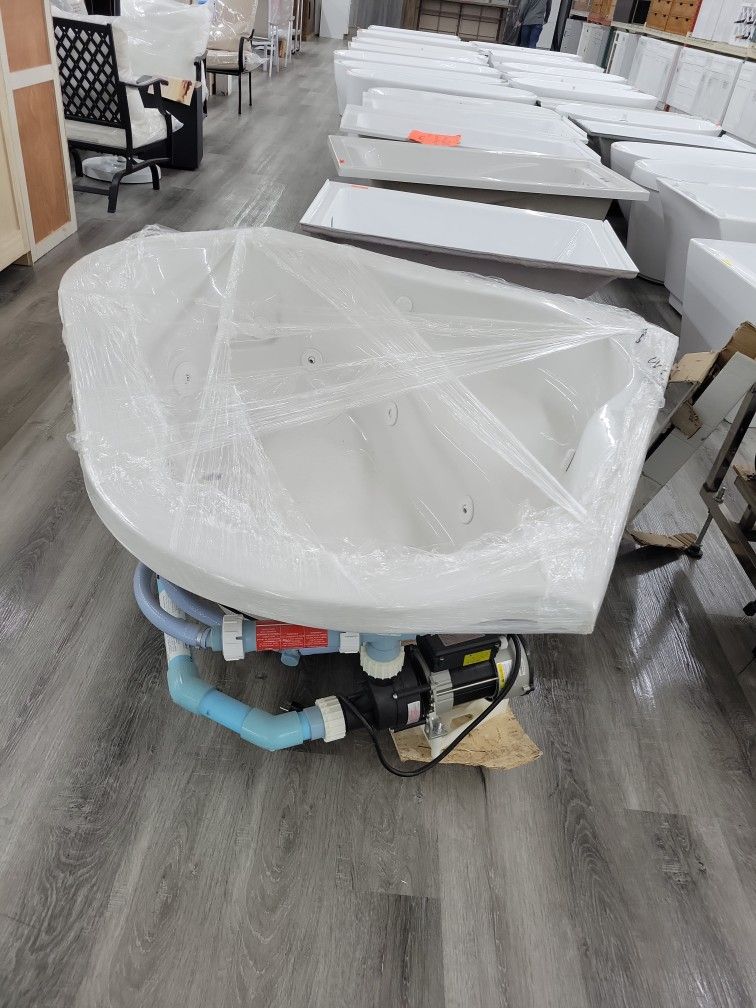 Bath Tub Hottub 
