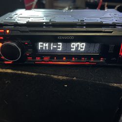 Kenwood Digital Media Receiver KMM-115