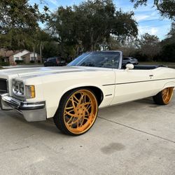 1972 Pontiac Catalina Convertible On 26” Wheels & Matching Steering Wheel 