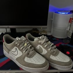Size 12 Nike Air Force 1 Low, First Use Light Sail Red 