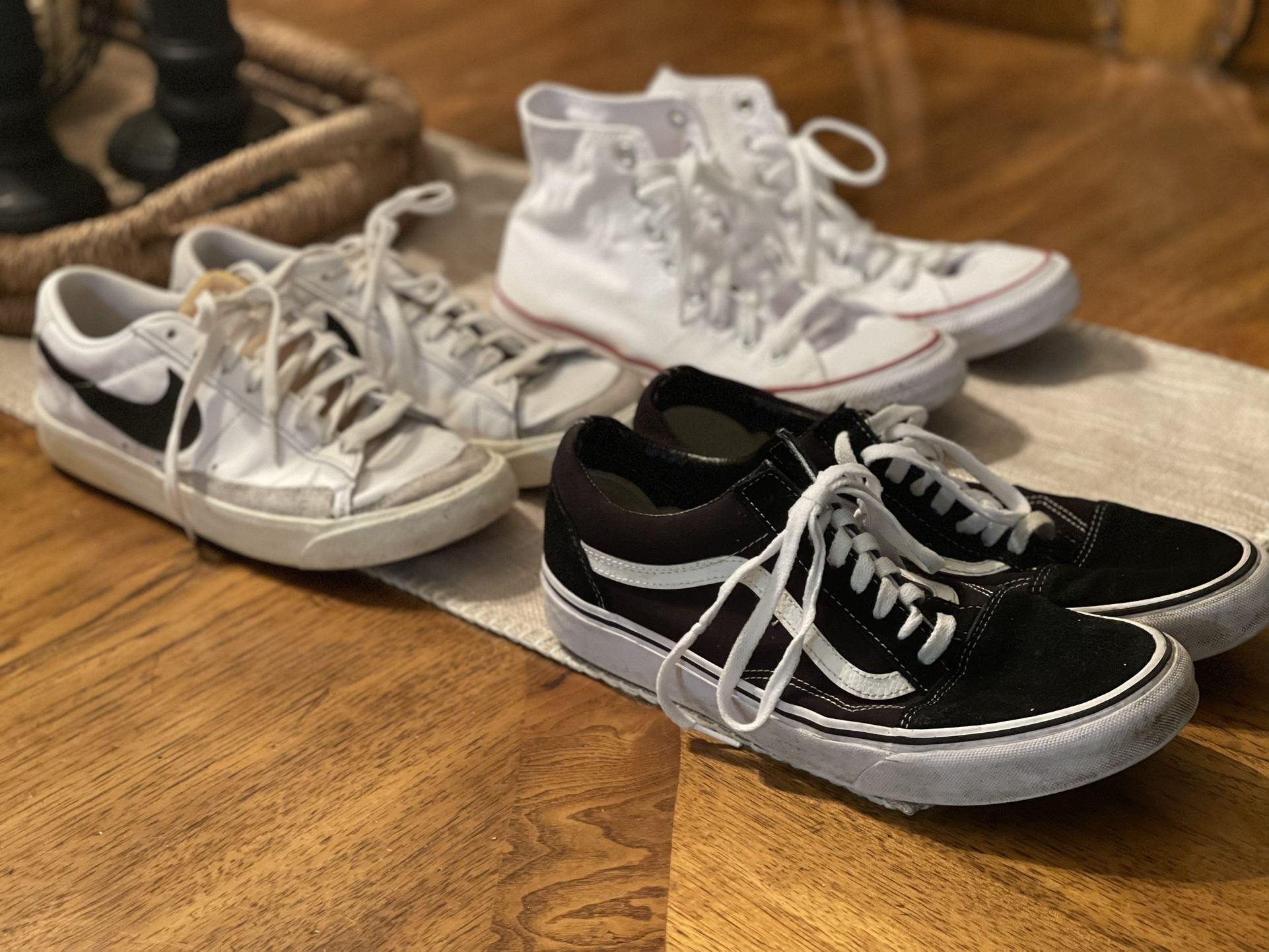 Mens sneakers