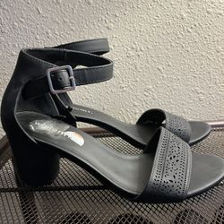 Woman’s Black Heels