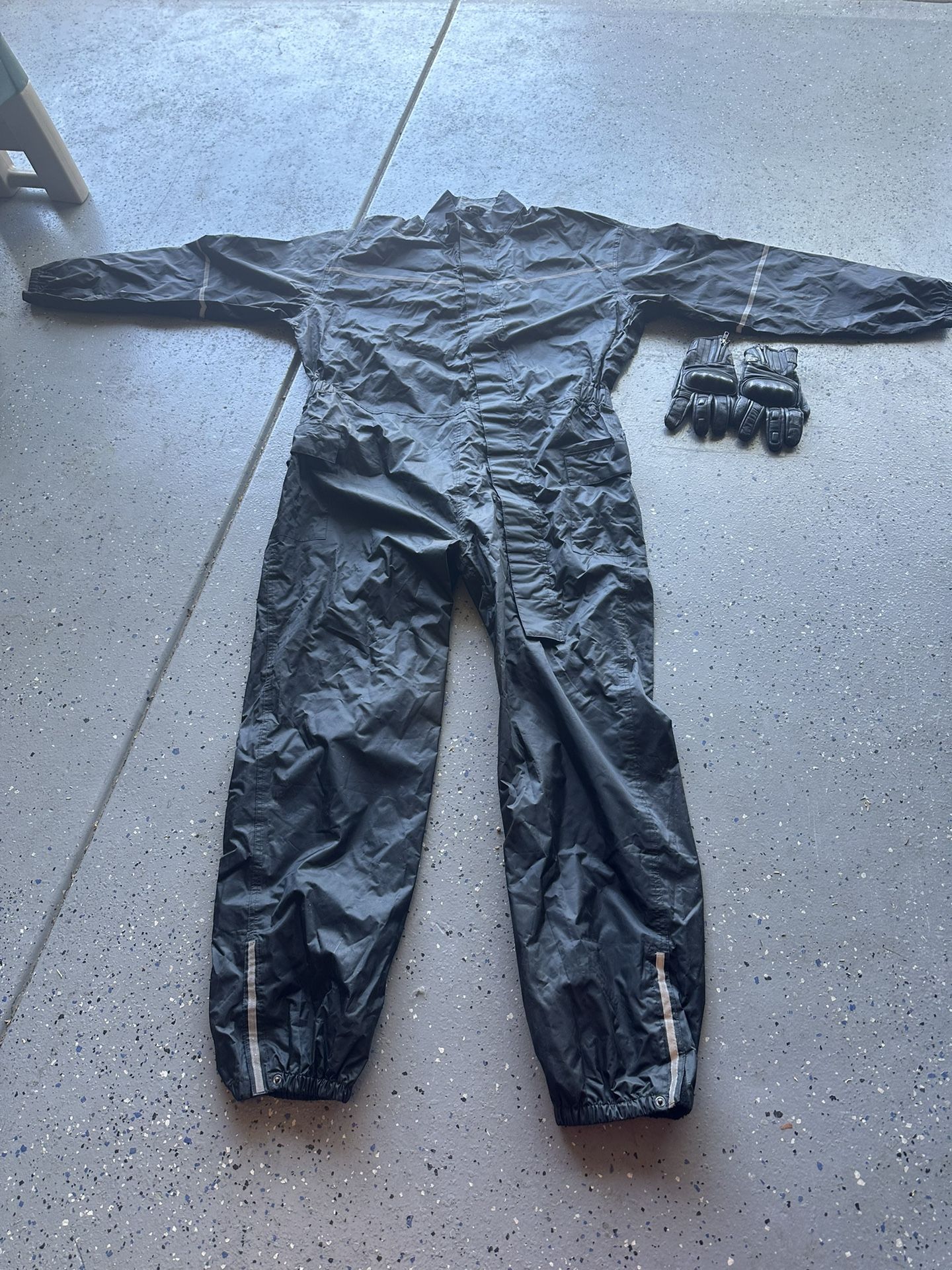 A Motorcycle Rain Suit 5x