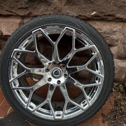 24 inch rims came off a Denali call if interested 1,600 All 4 