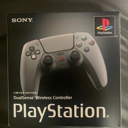 Sony PlayStation 30th Anniversary  Limited edition controller 