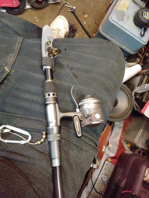8' Colapsable Fishing Rod And Real