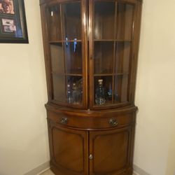 Drexel Corner China Cabinet 