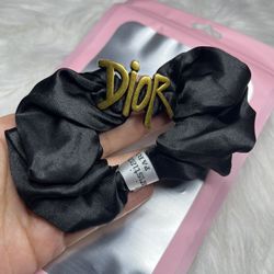 $22 SCRUNCHIE BRAND NEW 