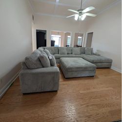 Comfy 6PC Lite Gray Plush Reversible Sectional & Ottoman