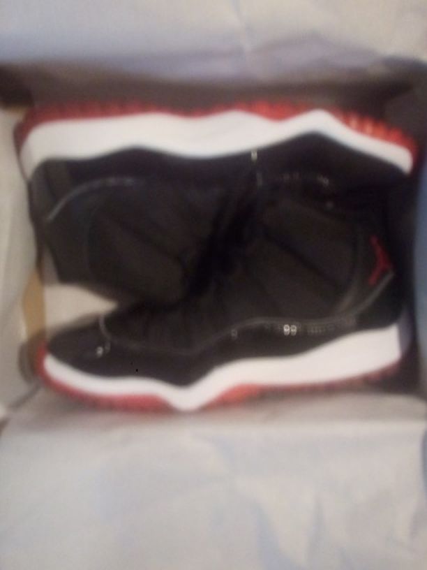 Jordan Retro 11 Size 3y