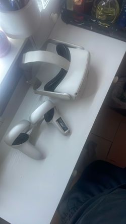 oculus quest 2 (trades welcome)
