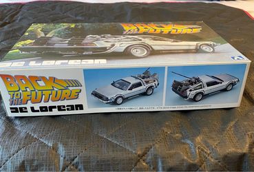 Aoshima Back to the Future DeLorean Model Kit