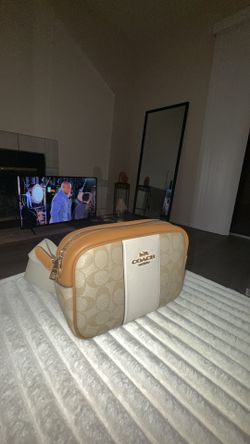 Coach Signature camera/crossbody bag
