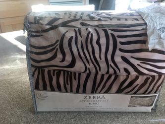 Brand new king sheets