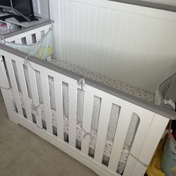 Gray And White Convertible Crib