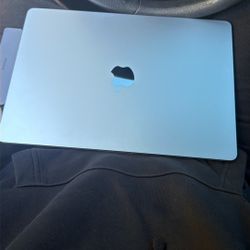 Macbook Air 2025 15"