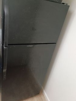 All Black Fridge- Works Great!