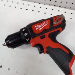 Milwaukee New Drill Driver 12M