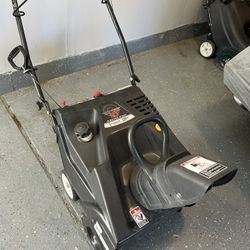 MTD Pro 4 Stroke Snowblower W/ Electric Start