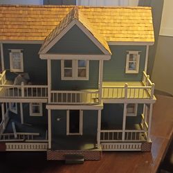 Custom DollHouse