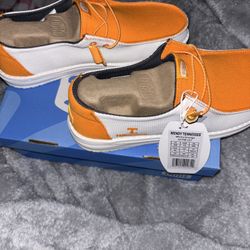 Wendy Tennessee  Hey Dudes 