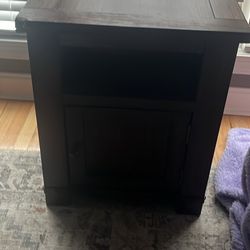 End/ Side Table