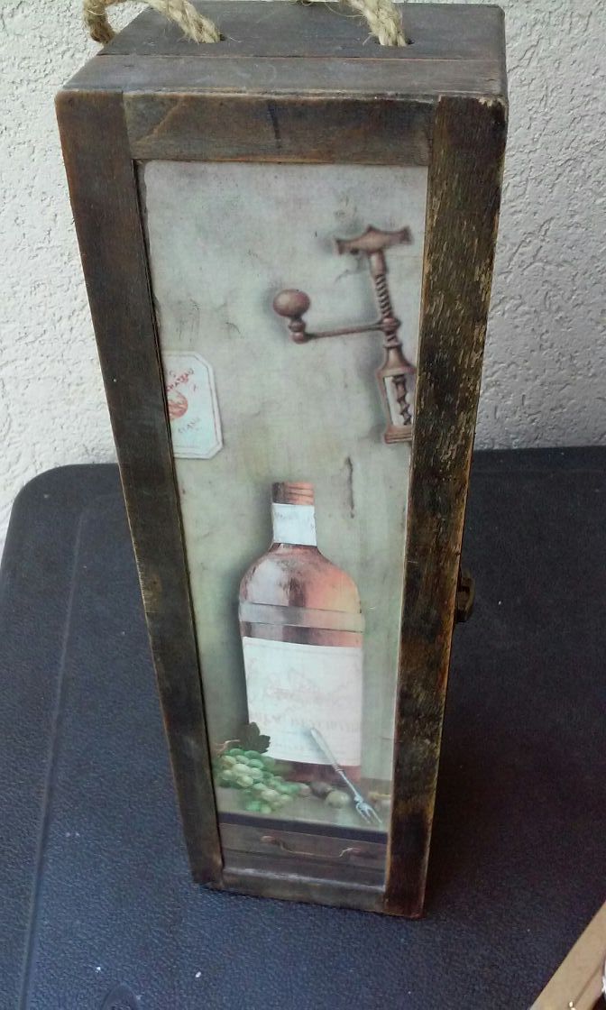 Wooden box