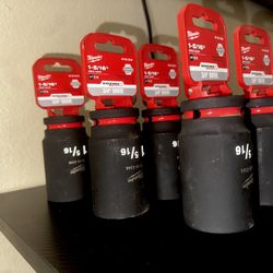 Milwaukee 1-5/16 Deep Impact Socket 3/4 Drive