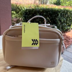 Lunchbox All In Motion Beige New 