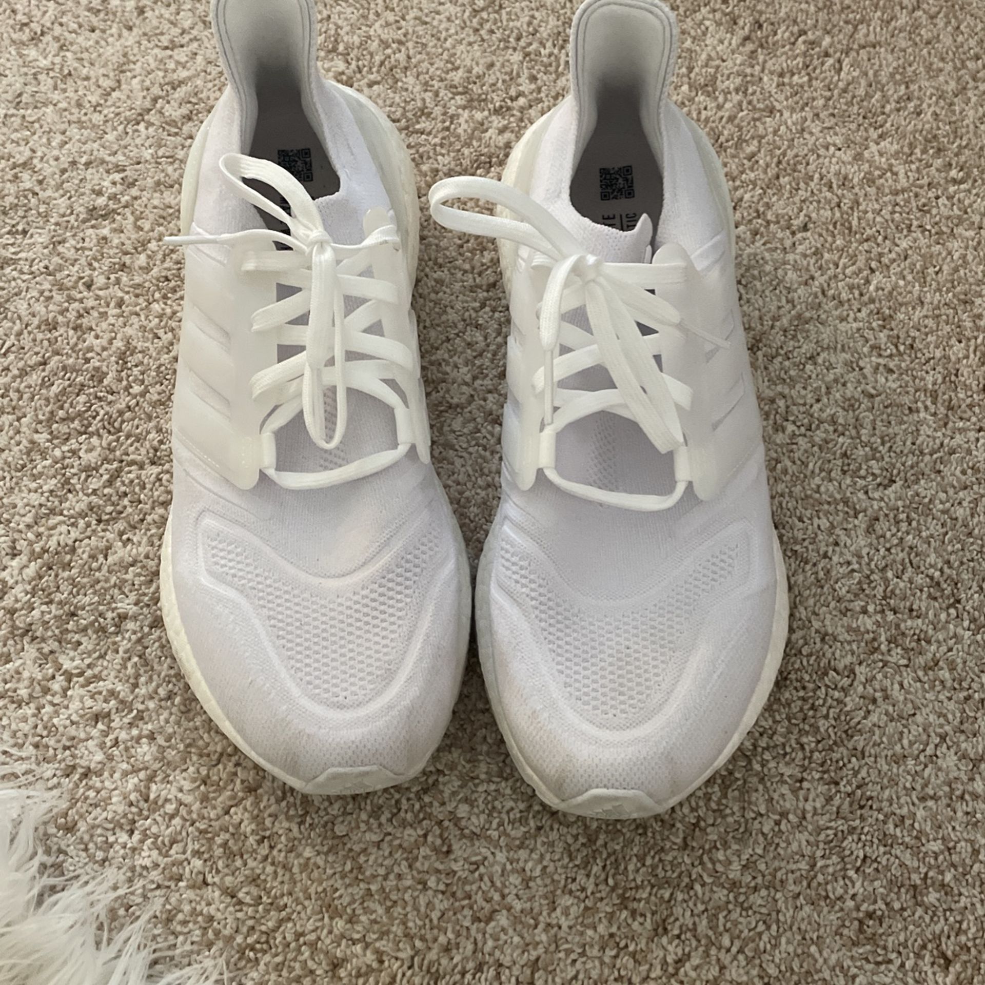 adidas Men's Ultraboost 5 Sneaker Size 11